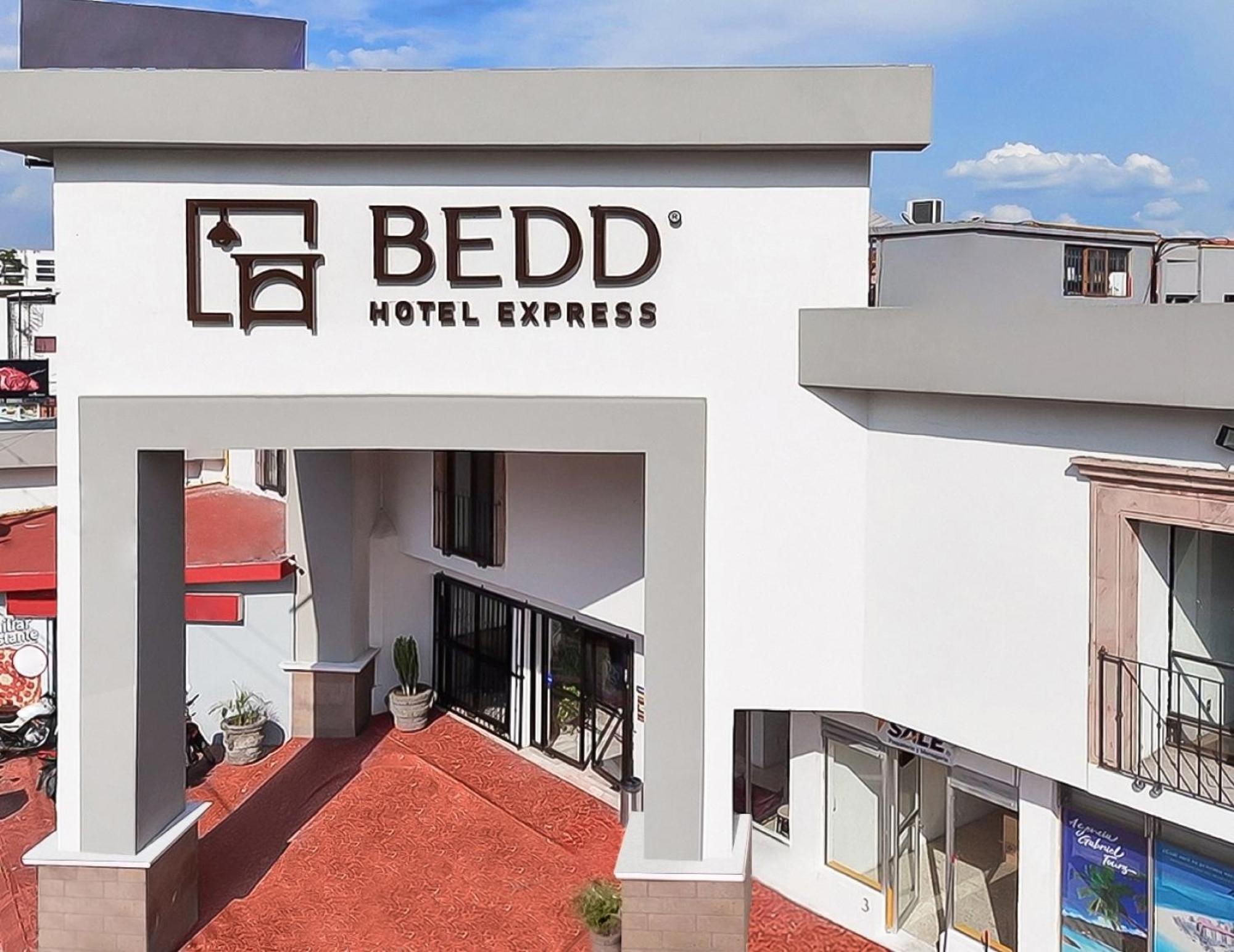 Hotel Bedd Express Керетаро Екстер'єр фото